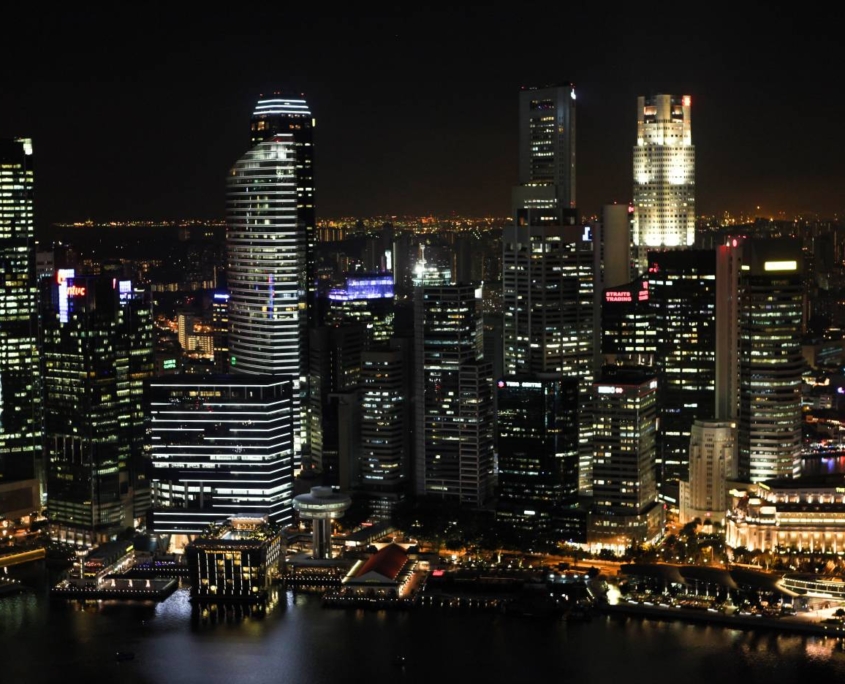 A diversified pie chart showing the different sectors like retail, office, industrial, and healthcare within the Singapore REITs list.